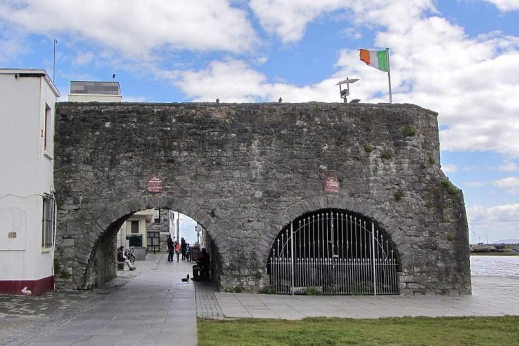 Испанская арка (Spanish Arch). Фото: Google Images