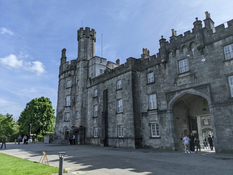 Замок Килкенни (Kilkenny Castle). Фото: Татьяна Сенченко